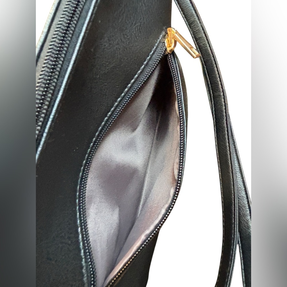 Black Faux Leather Convertible Shoulder Crossbody Bag Gold Hardware - Picture 3 of 11